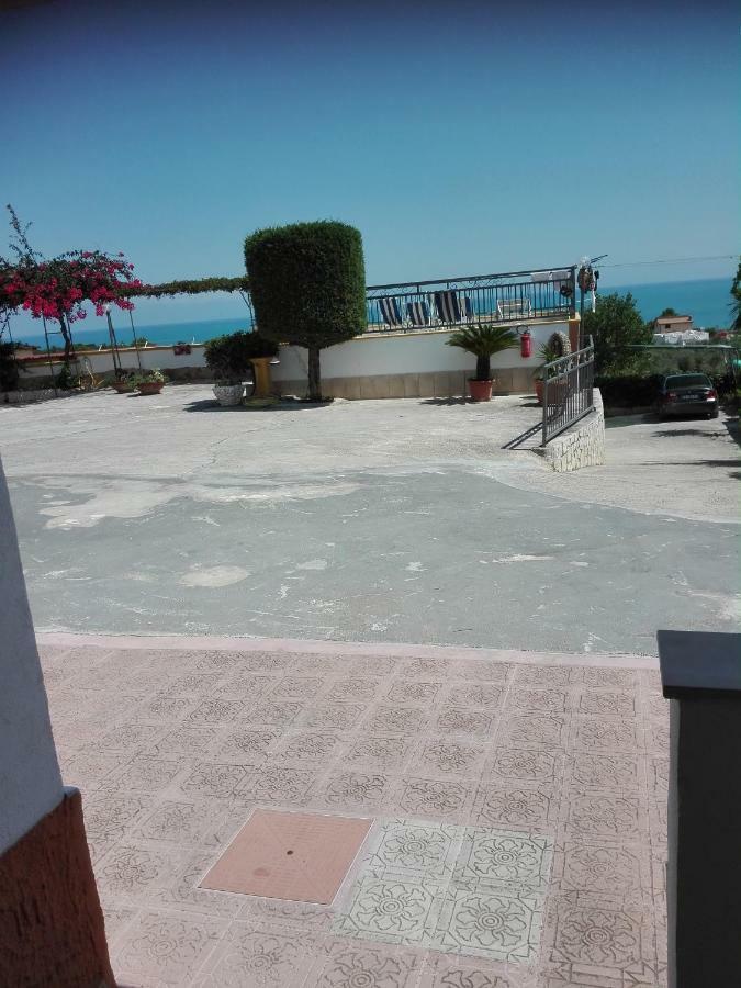 Villa Natura Sea View ヴィエステ エクステリア 写真
